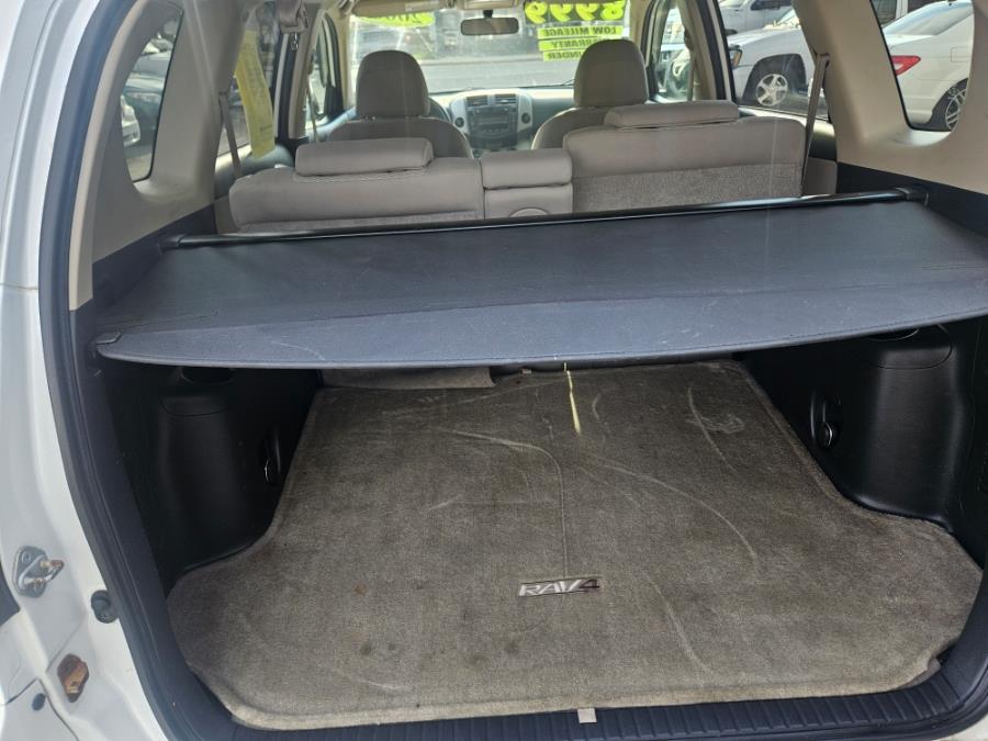 2006 Toyota RAV4 Limited photo