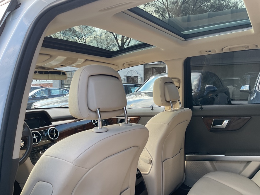 2015 Mercedes-Benz GLK-Class 4MATIC 4dr GLK350 photo