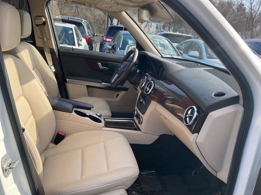 2015 Mercedes-Benz GLK-Class 4MATIC 4dr GLK350 photo