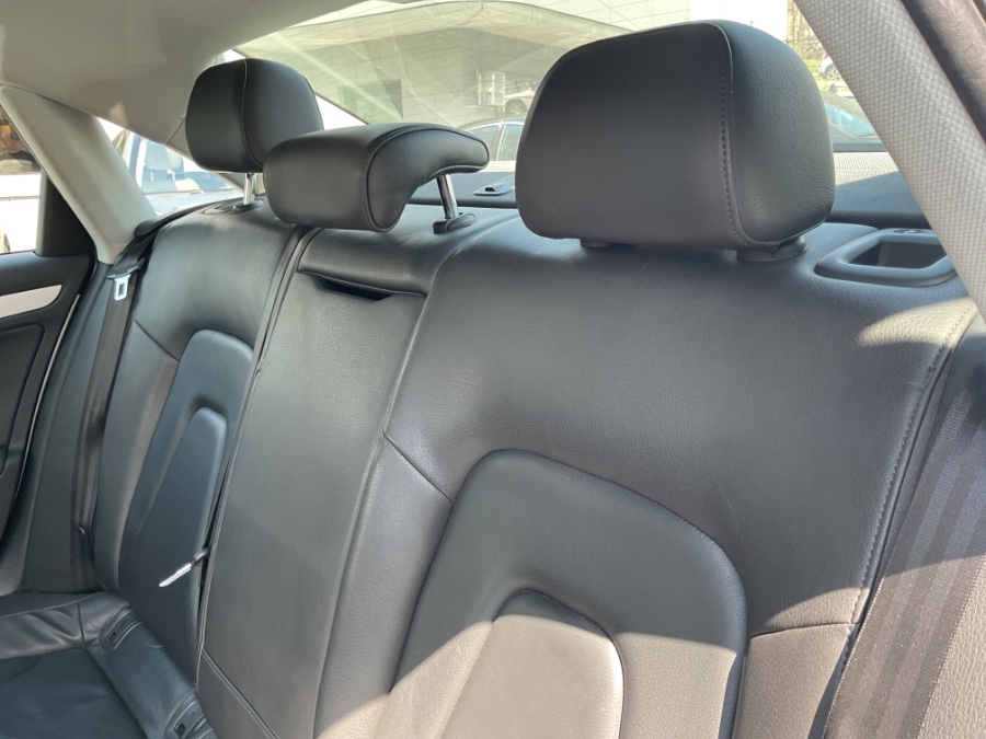 2016 Audi A4 CVT FrontTrak 2.0T Premium photo