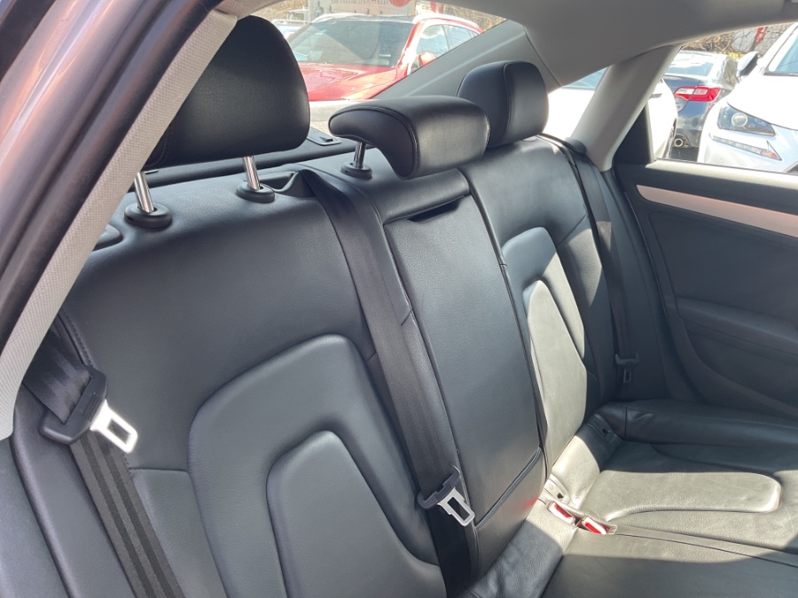 2016 Audi A4 CVT FrontTrak 2.0T Premium photo