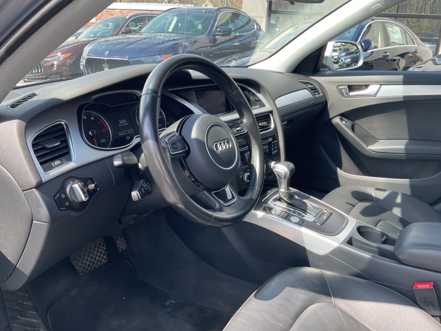 2016 Audi A4 CVT FrontTrak 2.0T Premium photo