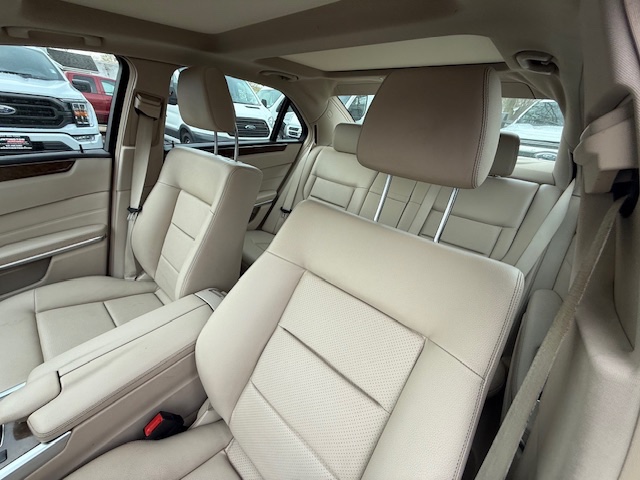 2014 Mercedes-Benz E-Class E350 4MATIC Sport photo