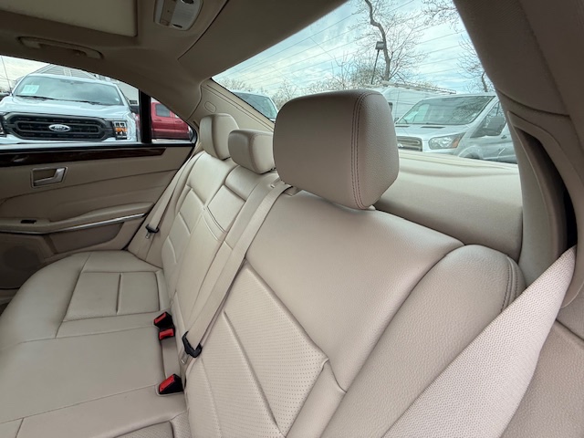 2014 Mercedes-Benz E-Class E350 4MATIC Sport photo