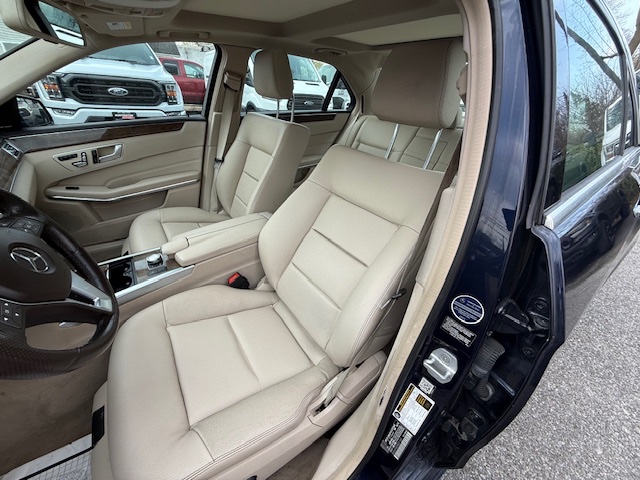 2014 Mercedes-Benz E-Class E350 4MATIC Sport photo
