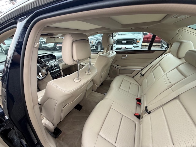 2014 Mercedes-Benz E-Class E350 4MATIC Sport photo