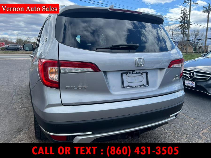 2020 Honda Pilot Touring 8-Passenger AWD photo