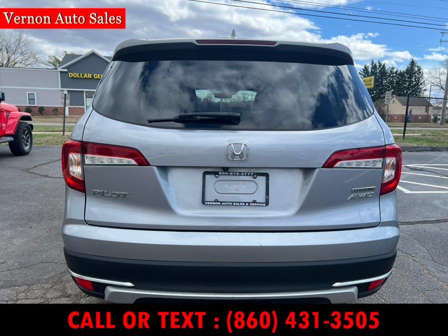 2020 Honda Pilot Touring 8-Passenger AWD photo