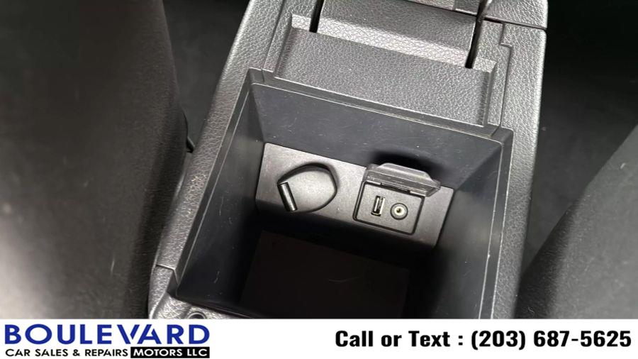 2013 Nissan Sentra S photo