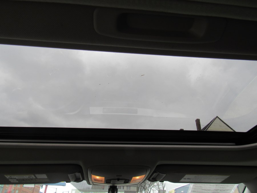 2016 Toyota RAV4 XLE photo