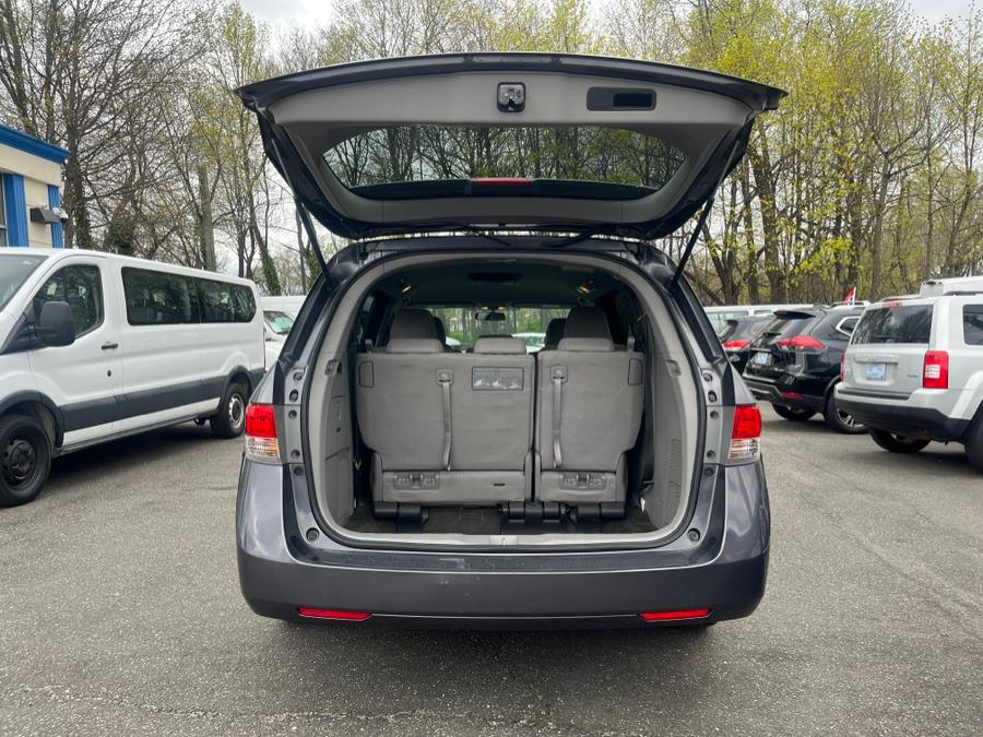 2016 Honda Odyssey 5dr SE  CLEAN CARFAX!!! ONE OW photo