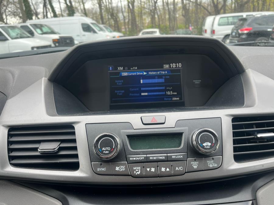 2016 Honda Odyssey 5dr SE  CLEAN CARFAX!!! ONE OW photo