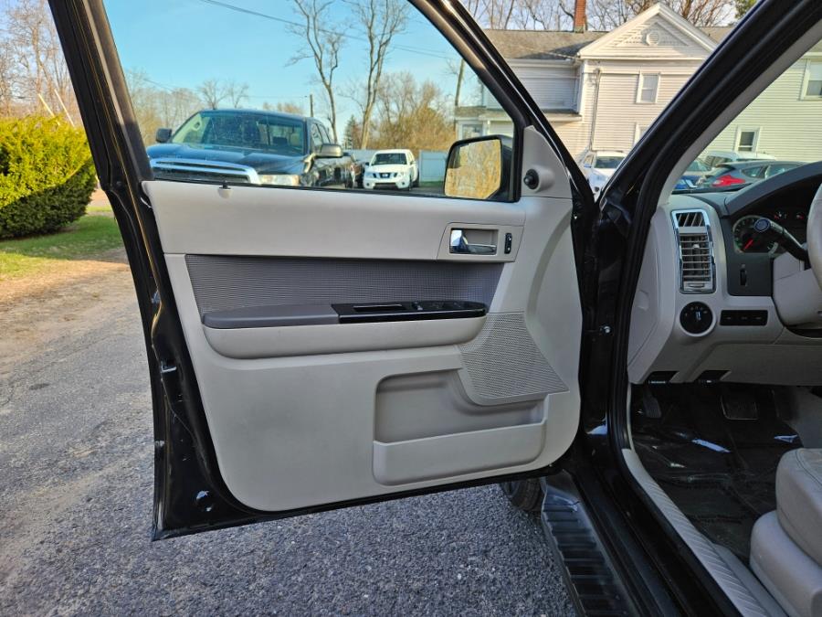 2011 Ford Escape Hybrid photo