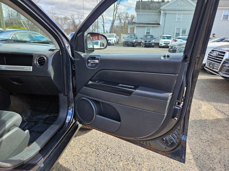 2014 Jeep Compass Sport photo