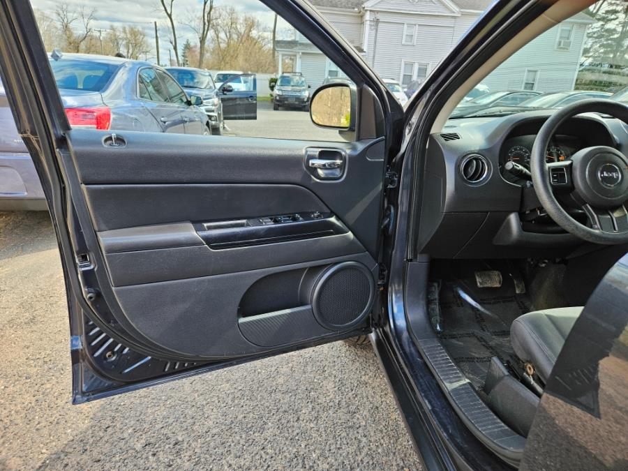 2014 Jeep Compass Sport photo