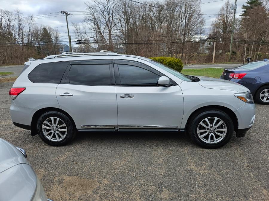 2014 Nissan Pathfinder S photo