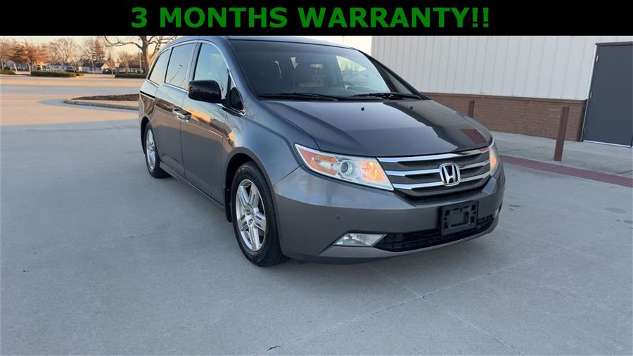 2011 Honda Odyssey Touring photo