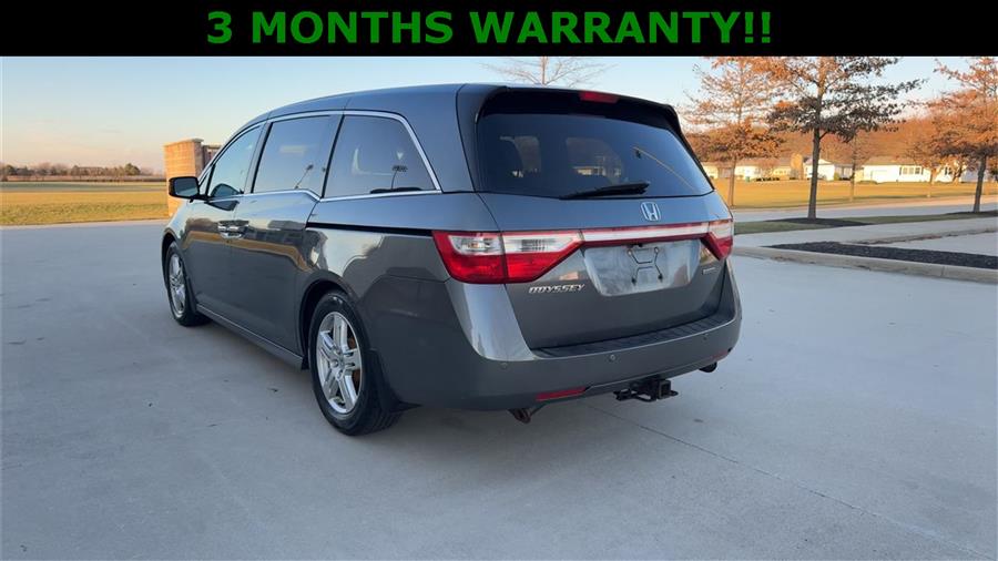 2011 Honda Odyssey Touring photo