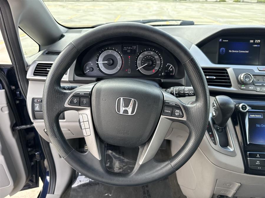 2016 Honda Odyssey EX photo
