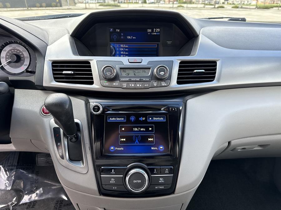 2016 Honda Odyssey EX photo