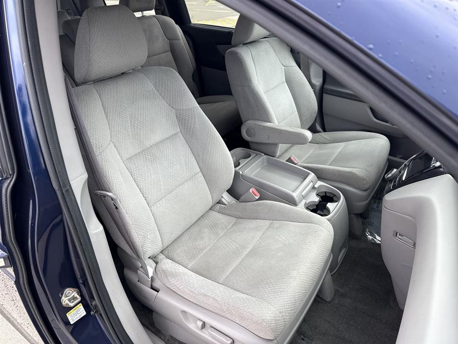 2016 Honda Odyssey EX photo