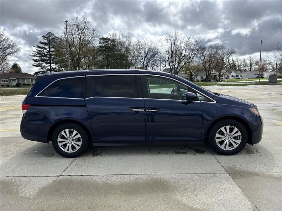 2016 Honda Odyssey EX photo