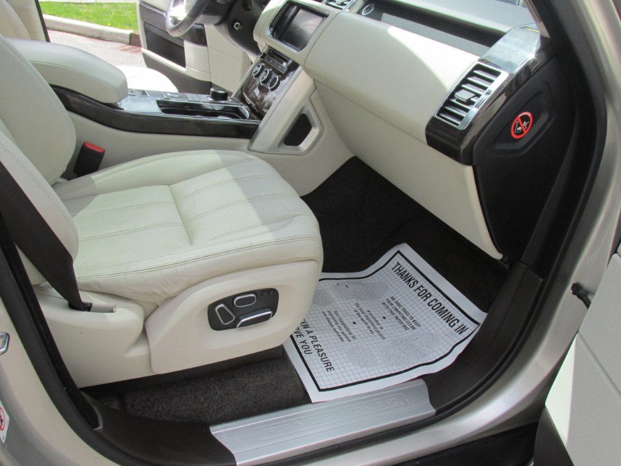 2013 Land Rover Range Rover HSE photo