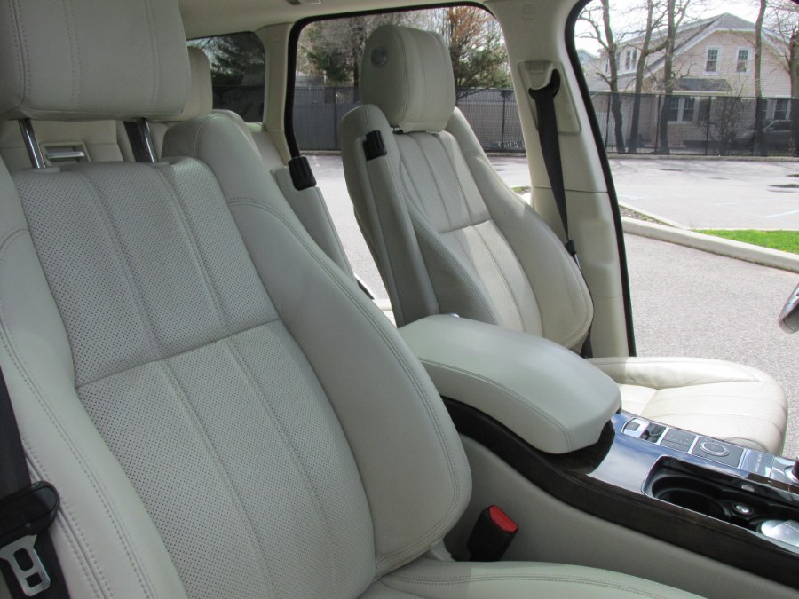 2013 Land Rover Range Rover HSE photo