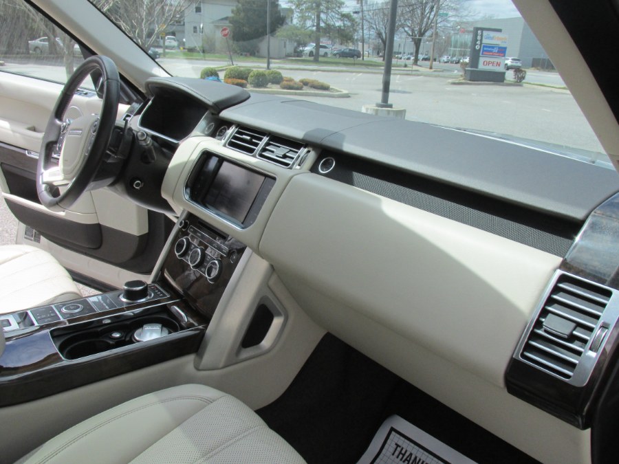 2013 Land Rover Range Rover HSE photo