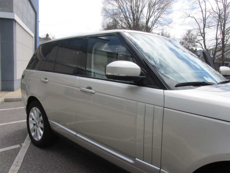 2013 Land Rover Range Rover HSE photo