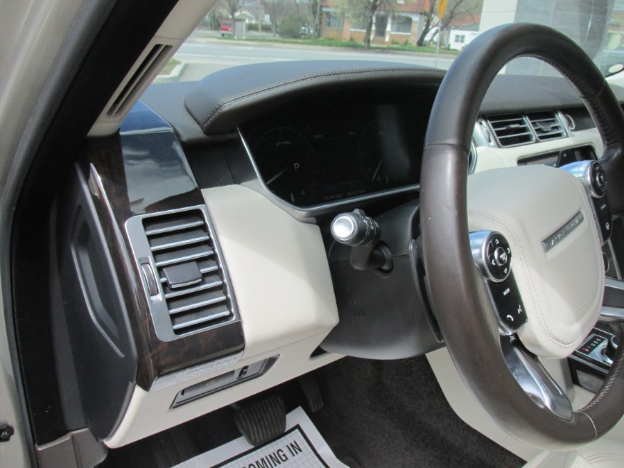 2013 Land Rover Range Rover HSE photo
