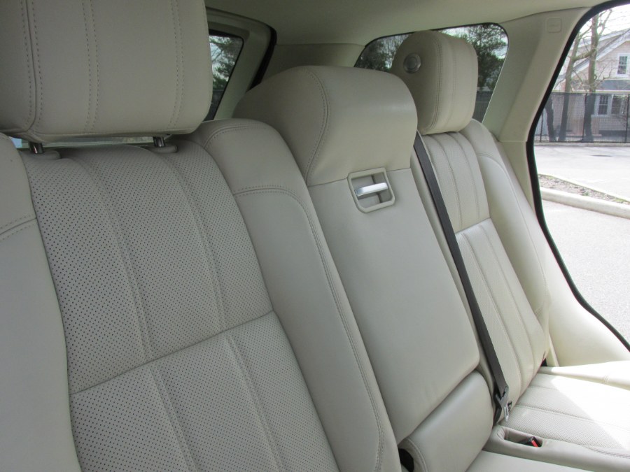 2013 Land Rover Range Rover HSE photo