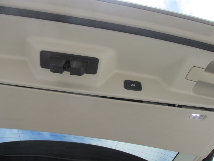 2013 Land Rover Range Rover HSE photo