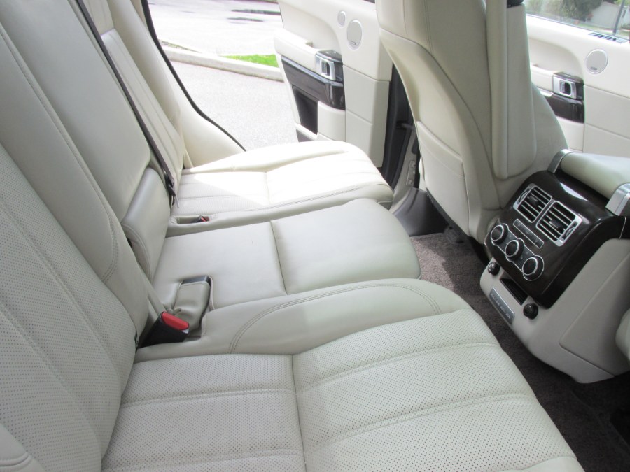 2013 Land Rover Range Rover HSE photo