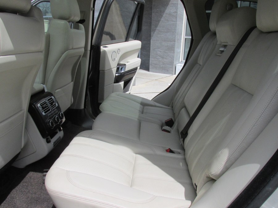 2013 Land Rover Range Rover HSE photo