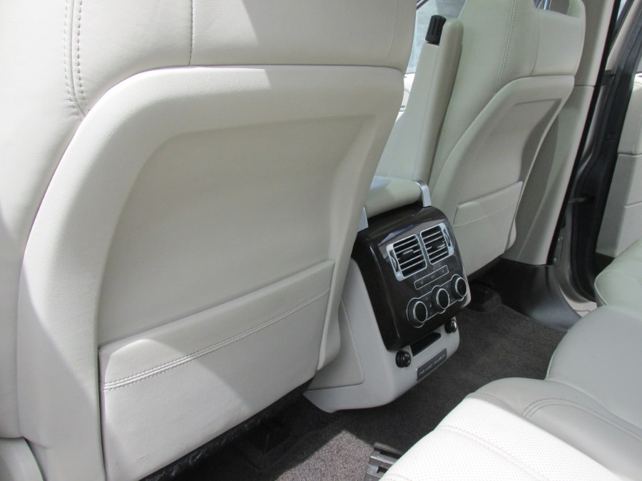 2013 Land Rover Range Rover HSE photo
