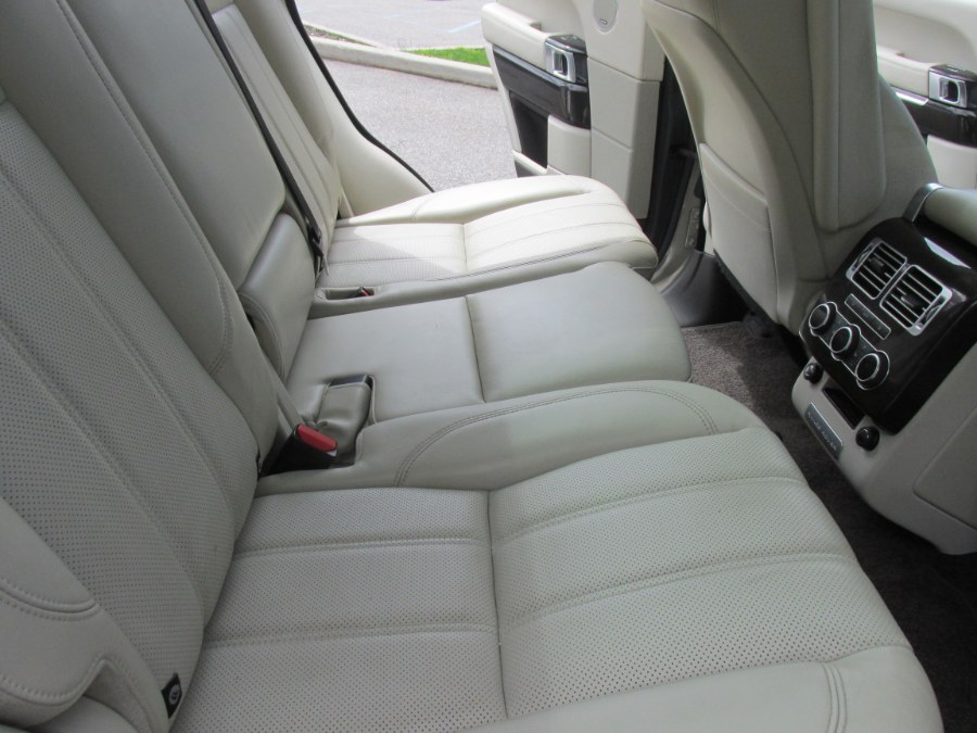 2013 Land Rover Range Rover HSE photo
