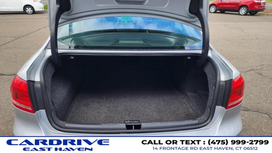 2013 Volkswagen Passat V6 SEL Premium photo