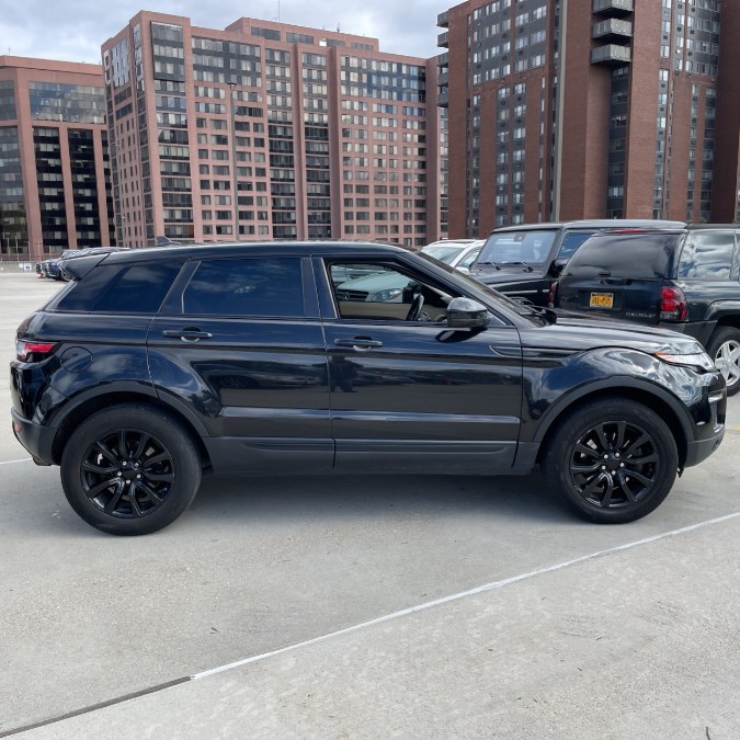 2016 Land Rover Range Rover Evoque 5dr HB HSE photo