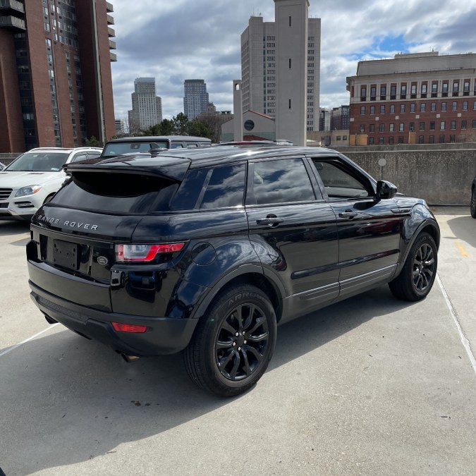 2016 Land Rover Range Rover Evoque 5dr HB HSE photo
