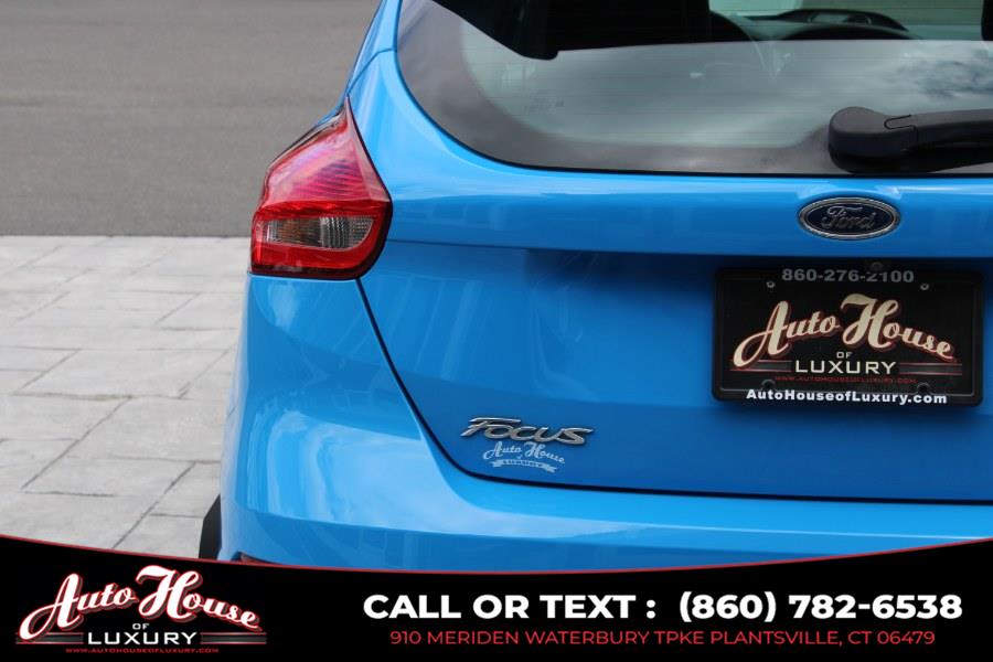 2016 Ford Focus 5dr HB RS photo