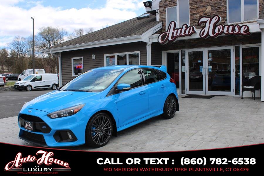 The 2016 Ford Focus 5dr HB RS photos