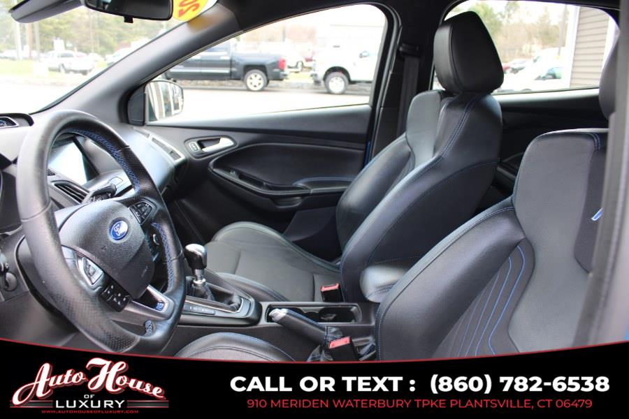 2016 Ford Focus 5dr HB RS photo