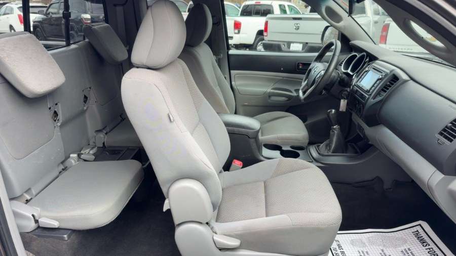 2014 Toyota Tacoma photo