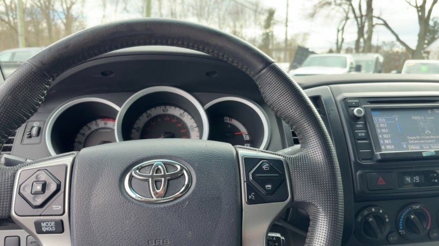 2014 Toyota Tacoma photo