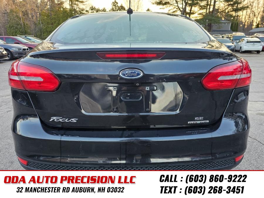 2015 Ford Focus 4dr Sdn SE photo