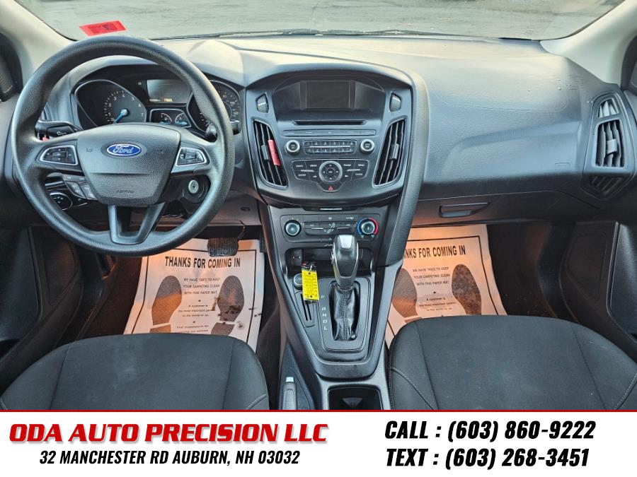 2015 Ford Focus 4dr Sdn SE photo