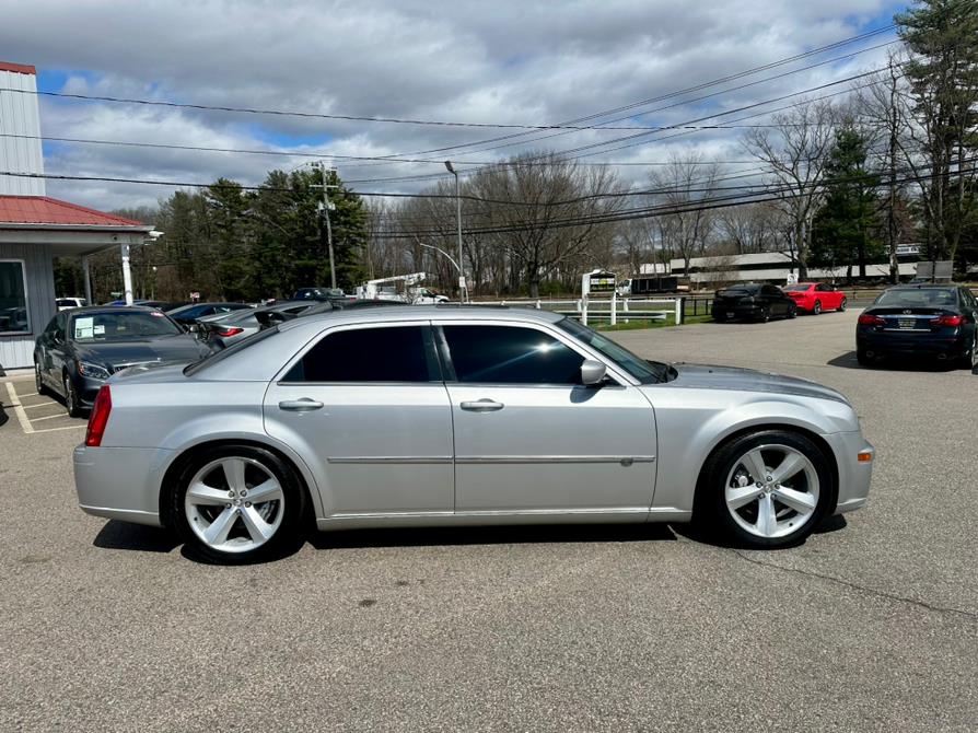 2008 Chrysler 300 SRT-8 photo