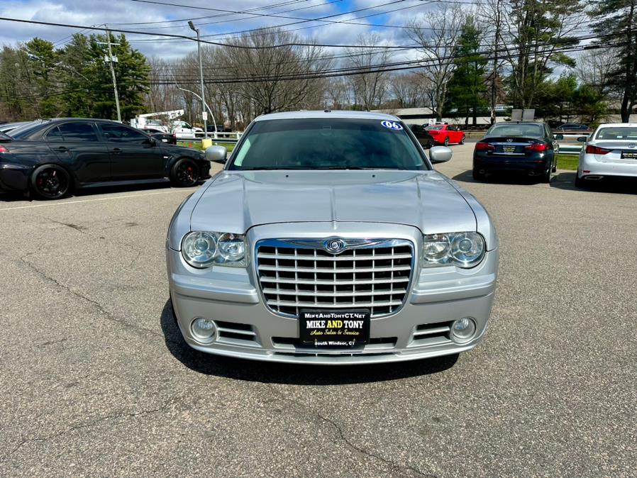 2008 Chrysler 300 SRT-8 photo