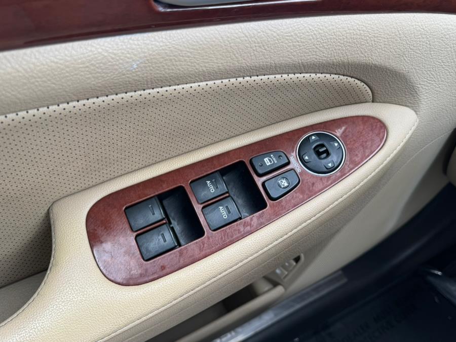 2014 Hyundai Genesis 3.8L photo